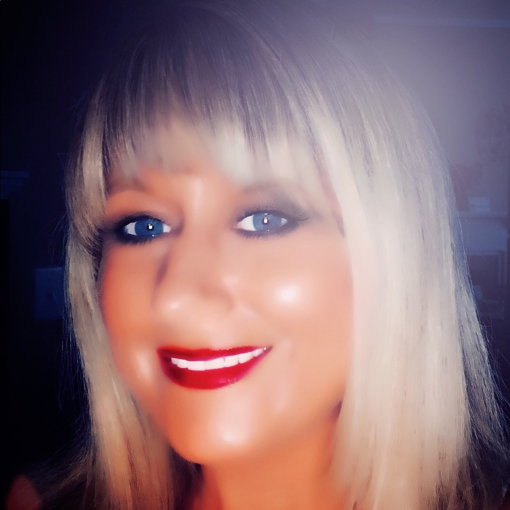 Meet your Posher, Shannon